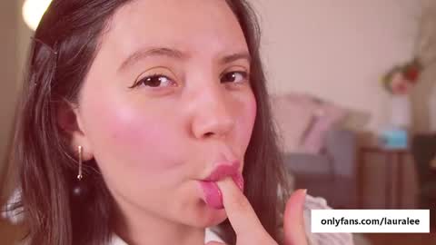 Laura Lee. online show from January 13, 2:18 am