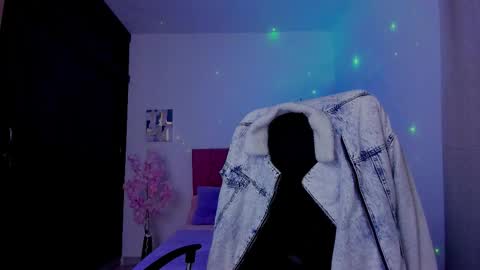 Laura Rose online show from September 26, 11:41 am