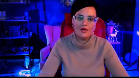 lauradavidsons online show from December 3, 11:07 pm