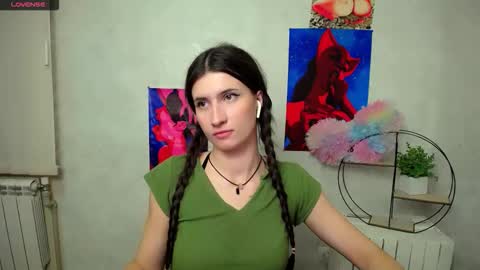 Laura online show from November 30, 12:20 pm