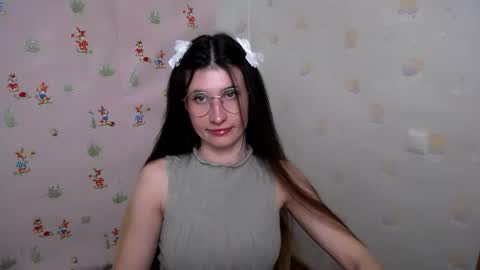 Laura online show from March 13, 11:33 am