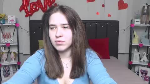 Snapshot of laurahlot chatting on March 9, 6:11 pm LauraHlot online show from March 9, 6:11 pm