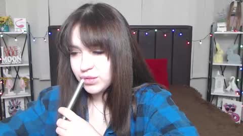 Snapshot of laurahlot chatting on February 10, 6:45 pm LauraHlot online show from February 10, 6:45 pm