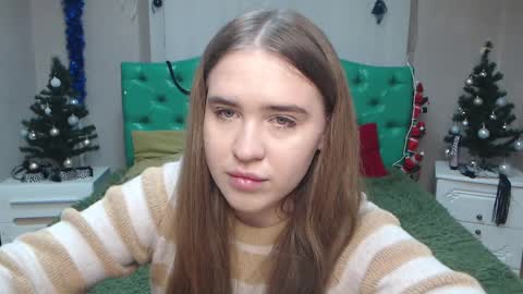 Snapshot of laurahlot chatting on December 25, 7:13 pm LauraHlot online show from December 25, 7:13 pm