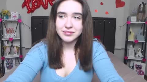 Snapshot of laurahlot chatting on February 27, 4:20 am LauraHlot online show from February 27, 4:20 am