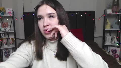 Snapshot of laurahlot chatting on February 1, 4:56 am LauraHlot online show from February 1, 4:56 am