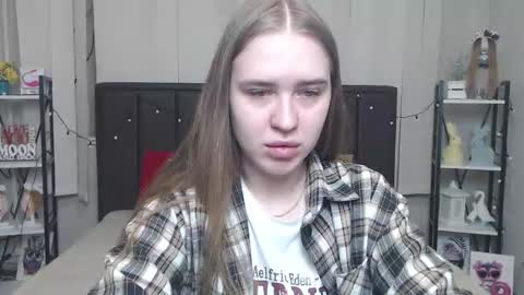 Snapshot of laurahlot chatting on September 11, 6:25 am LauraHlot online show from September 11, 6:25 am