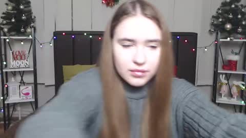 Snapshot of laurahlot chatting on December 27, 7:14 pm LauraHlot online show from December 27, 7:14 pm