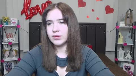 Snapshot of laurahlot chatting on February 22, 6:15 pm LauraHlot online show from February 22, 6:15 pm