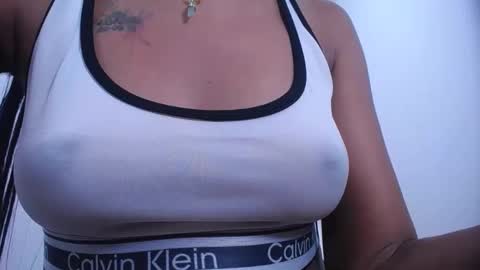 Snapshot of lauramossart chatting on October 13, 7:33 am lauramossart online show from October 13, 7:33 am
