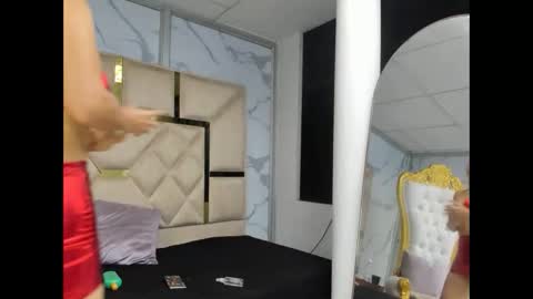 LauraScarlet online show from April 27, 2:52 am