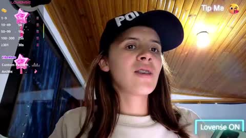 Snapshot of laurasex_21 chatting on January 28, 11:17 pm Laura online show from January 28, 11:17 pm