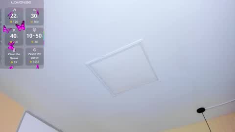 Lauren online show from November 6, 2:45 pm