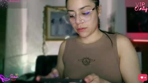 Lauren online show from April 13, 3:08 am