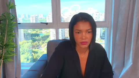 Lauren online show from April 27, 12:02 pm