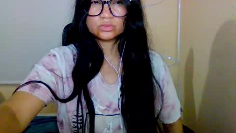 onlyfan laureng7 - 7 laureng2 online show from December 2, 4:25 am