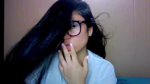 onlyfan laureng7 - 7 laureng2 online show from October 3, 4:01 pm