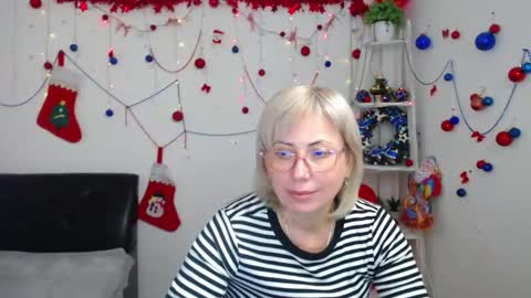 Lauren online show from January 10, 12:10 pm