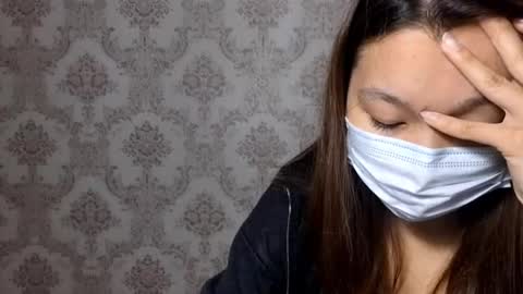 Hannah online show from March 11, 11:03 am