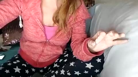 lauriehotxxx online show from February 3, 5:46 pm