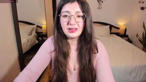 Laurie online show from April 13, 12:39 pm