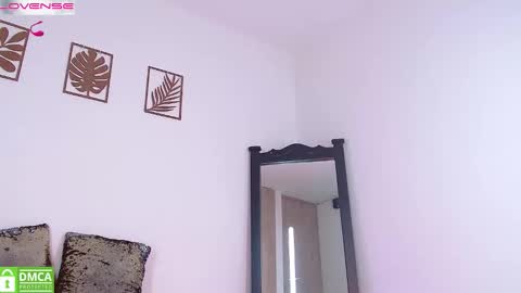 LauryMoons online show from May 14, 10:26 pm