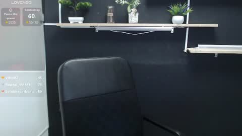 Laury  online show from June 11, 12:32 am