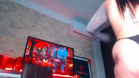 LayaMoon online show from September 17, 1:20 pm