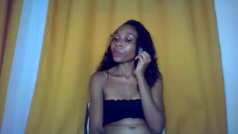 layannek online show from January 8, 6:12 pm