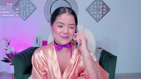Snapshot of layla_breezee_ chatting on October 11, 3:48 pm Layla Breezee online show from October 11, 3:48 pm