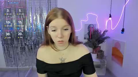 layla_glam online show from December 14, 5:24 am