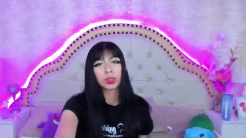 Lau online show from September 9, 7:46 pm