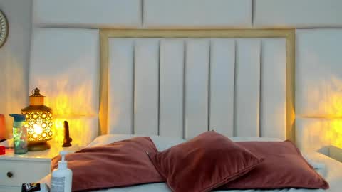 Lau online show from April 25, 7:11 pm