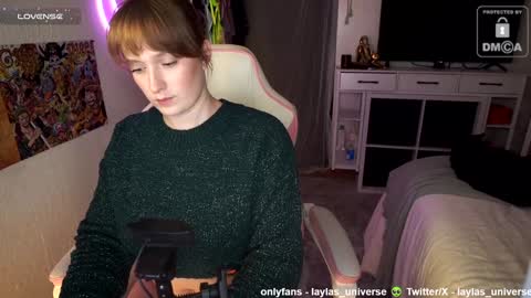 Layla Universe online show from December 29, 4:16 am