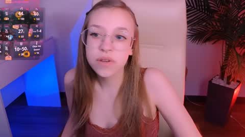 layriantavee online show from February 5, 6:56 am