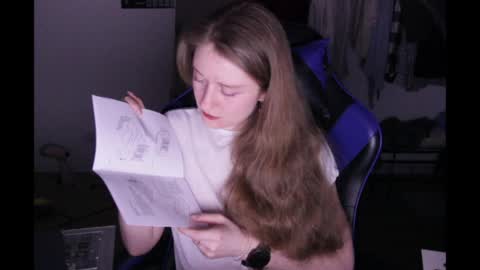 lazy_dazzy online show from March 29, 6:51 pm