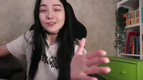 Lisa online show from February 28, 4:45 am