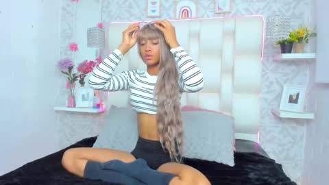 Snapshot of lea_abbey chatting on March 4, 12:22 pm lea_abbey online show from March 4, 12:22 pm
