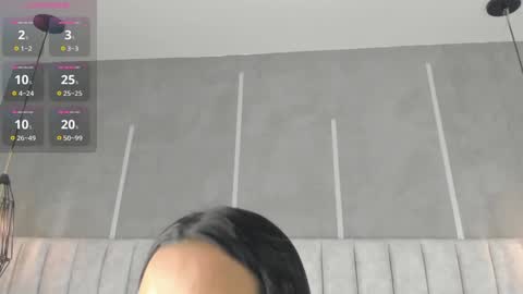 Snapshot of lea_gray chatting on December 29, 7:11 pm online show from December 29, 7:11 pm