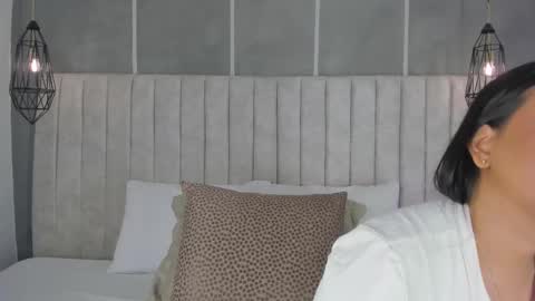    online show from January 6, 6:11 pm