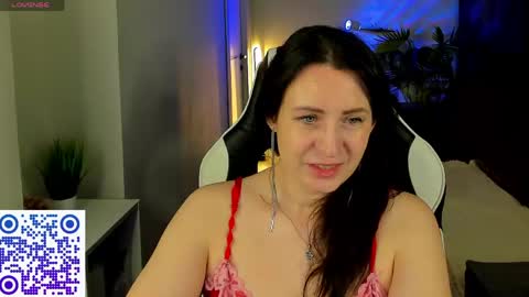 Lea online show from April 27, 1:25 am