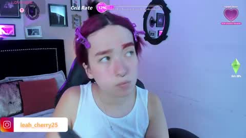 Leah online show from June 5, 8:26 pm