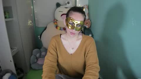 Laura online show from March 3, 12:44 pm