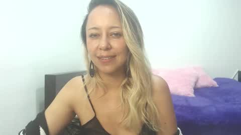 leah_susman online show from November 30, 2:05 am