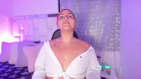 Leah  online show from April 28, 2:09 am