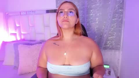 Leah  online show from April 25, 2:47 am