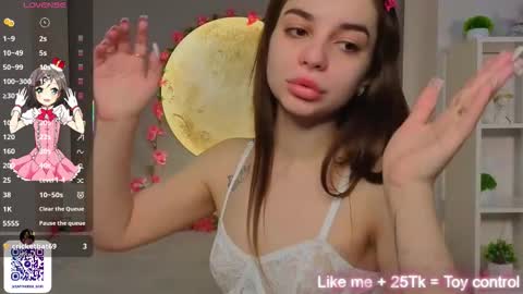 Sophie online show from February 3, 6:11 am