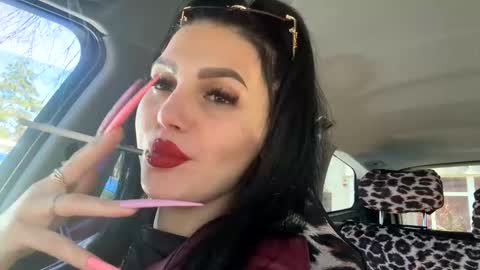 LeaNoir online show from March 10, 10:52 am