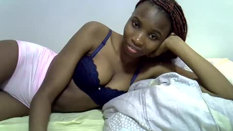 lee baby online show from April 19, 6:10 pm