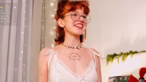 leelooyolo online show from January 13, 3:49 pm